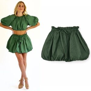 Sincerely Ours Kayla Bubble Skirt in Forest Green Poplin Size Medium